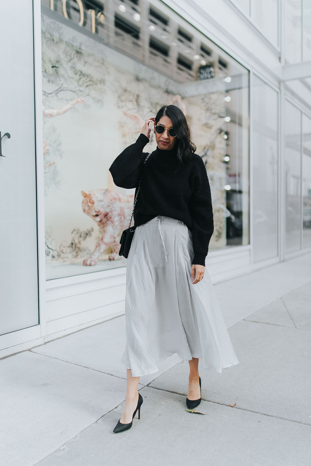 how to wear a midi skirt 