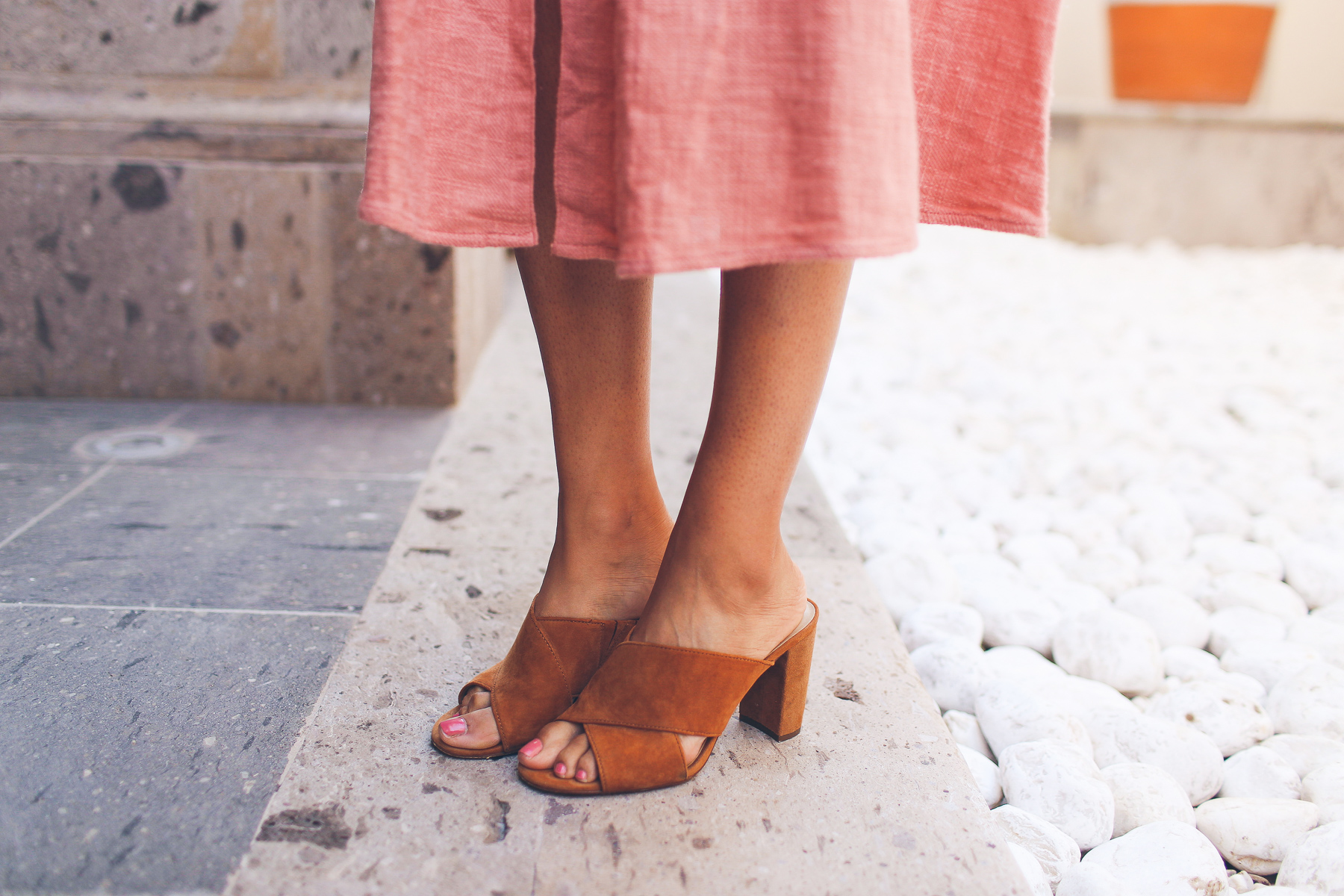 womens brown heels